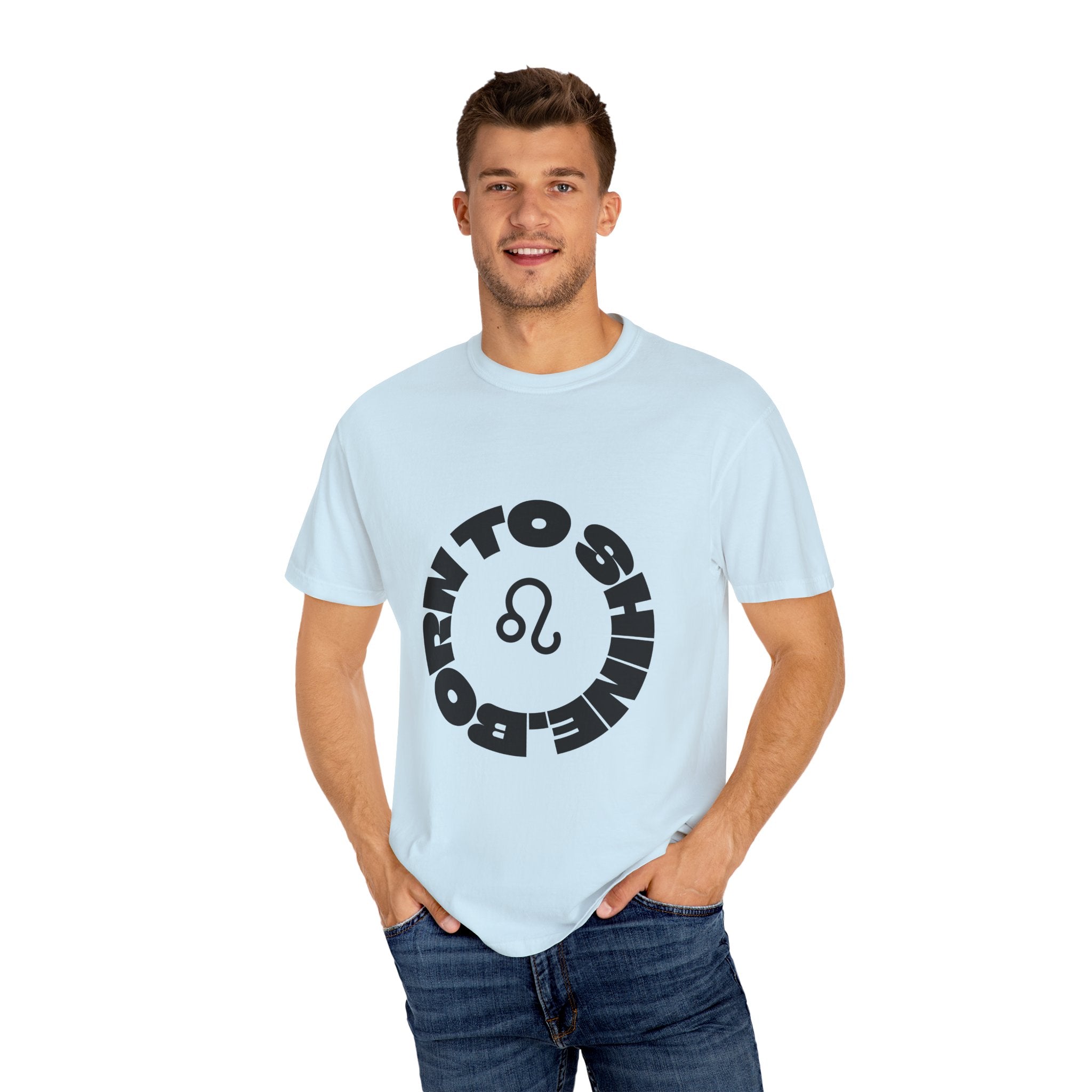 Born to Shine: Leo Birthday Unisex T-Shirt